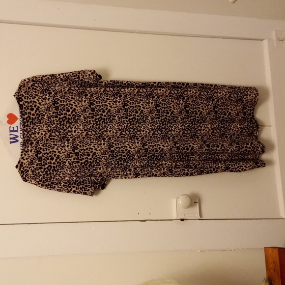 Vince Camuto leopard print dress - Picture 4 of 4